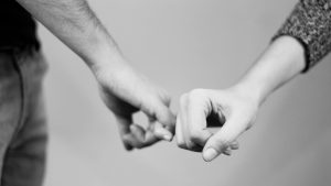 Relatie na miskraam; uit elkaar of naar elkaar toe?